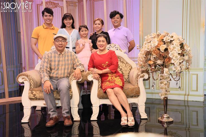 52 tuổi, nghệ sĩ lão làng Trung Dân vẫn đắt sô ít ai bì kịp