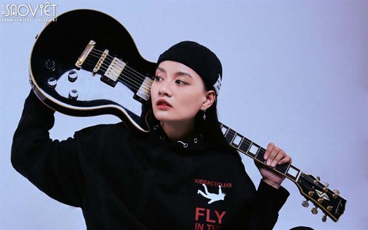 Nữ rapper của King Of Rap kết hợp cùng học trò Karik tung sản phẩm mới, mất chưa đến 1 ngày để đạt Top 1 Itunes