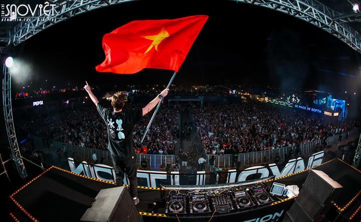 Pepsi Ravolution Music Festival hội tụ gần 15.000 người tham gia bữa tiệc âm nhạc 8 tiếng