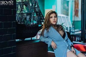 'Nữ hoàng remix' Thúy Khanh tái xuất ấn tượng với 'Yêu anh là sai'