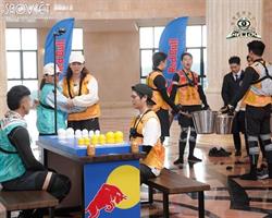 Đấu Trường Gia Tốc cũng bị cuốn vào cánh cổng ma thuật kỳ bí