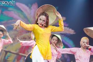 Đội Tóc Tiên mang đám cưới miền Tây, náo động sân khấu Chị Đẹp Đạp Gió 2024