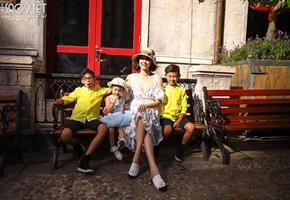 Giây phút sum vầy của gia đình hoa hậu Hà Kiều Anh tại Đà Nẵng