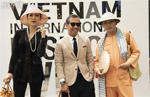 Gout thời trang độc, lạ chiếm lĩnh 'The best street style' ngày đầu