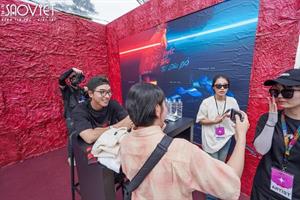 Hàng trăm người hâm mộ xếp hàng tham gia fansign của HIEUTHUHAI và MONO tại GENfest