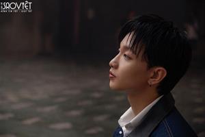 Hoàng Dũng cầu hôn bạn gái qua một track trong album Xoay Tròn