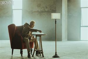 Lou Hoàng bất ngờ tung sản phẩm mới trong thời điểm showbiz “đóng băng” giữa đại dịch Covid-19 