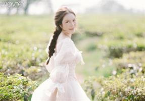 Lý Nhã Kỳ hóa nàng thơ giữa đại ngàn