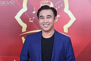 MC Quyền Linh cho biết dù mệt cỡ nào vẫn luôn giữ tinh thần vui vẻ khi lên sân khấu