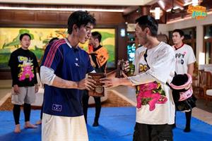 Ngô Kiến Huy quyết chiến cùng Hieuthuhai vì giấc ngủ