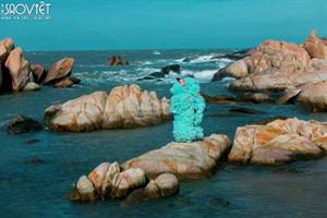 Siêu mẫu Dương Yến Ngọc kiêu kỳ giữa biển