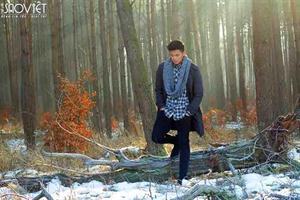 Trọng Hiếu hóa soái ca tặng hoa hồng cho hơn 100 cô gái