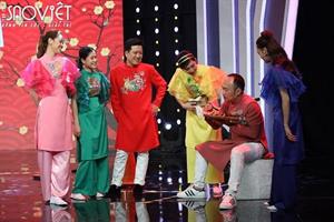 Trường Giang chơi lớn lì xì nguyên dàn nghệ sỹ