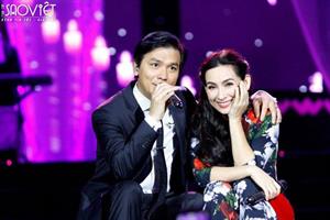 Vì đâu Mạnh Quỳnh và Phi Nhung trở thành đôi song ca được yêu thích nhất?