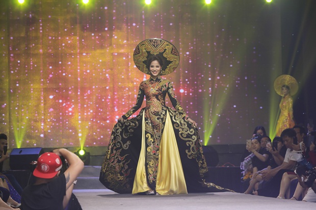 nguyen vu thoi trang doanh nhan 10