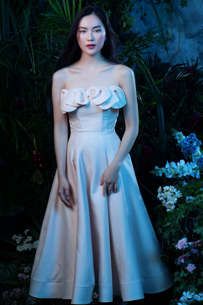 Đặng Thu Thảo cùng dàn người đẹp ngời ngời khí chất với thời trang Xuân Hè