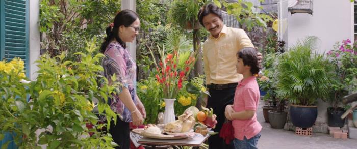 dao dien vu ngoc dang tet chi nhat khi ban o tro trong chinh can nha minh