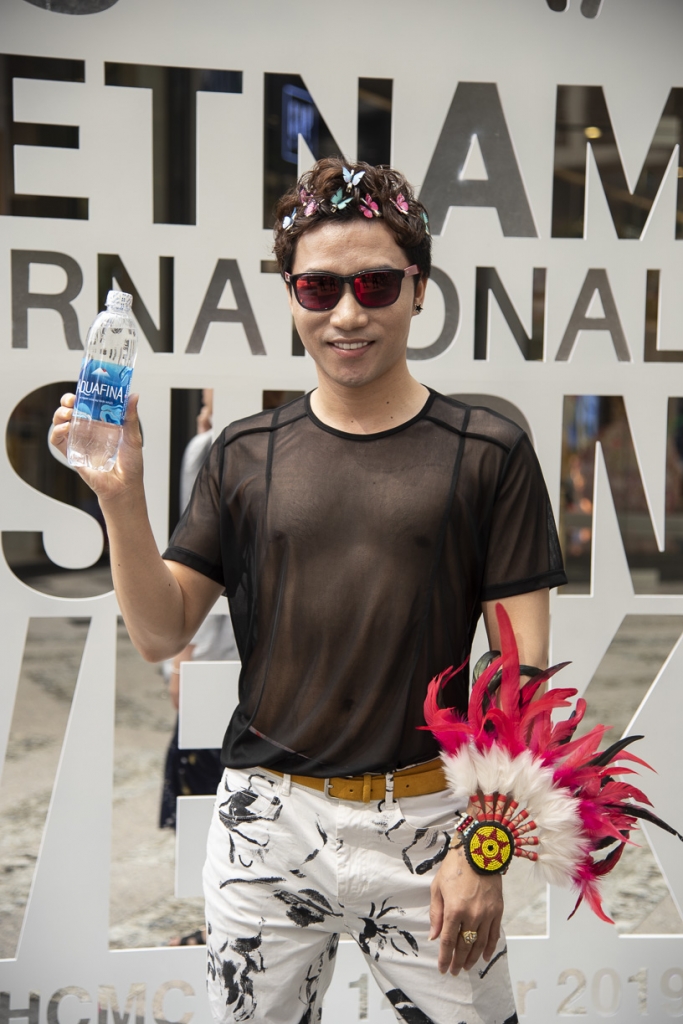 gout thoi trang doc la chiem linh the best street style ngay dau