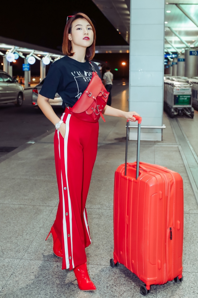 hoang oanh chat lu den han tham du seoul fashion week