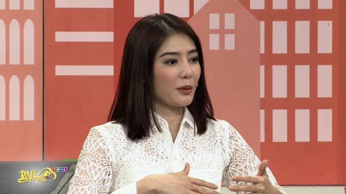 Kim Nhã rất thấu hiểu phụ nữ thường có rất nhiều quần áo, đặc biệt đối với diễn viên – người mẫu như cô