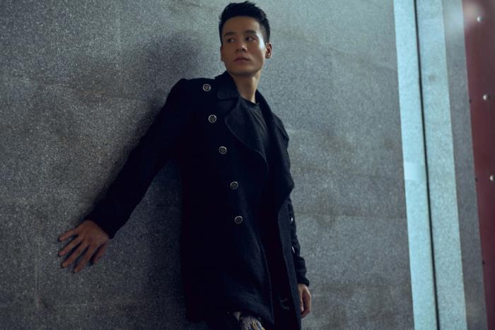 nam vuong cao xuan tai lanh lung cuc chat trong loat anh moi