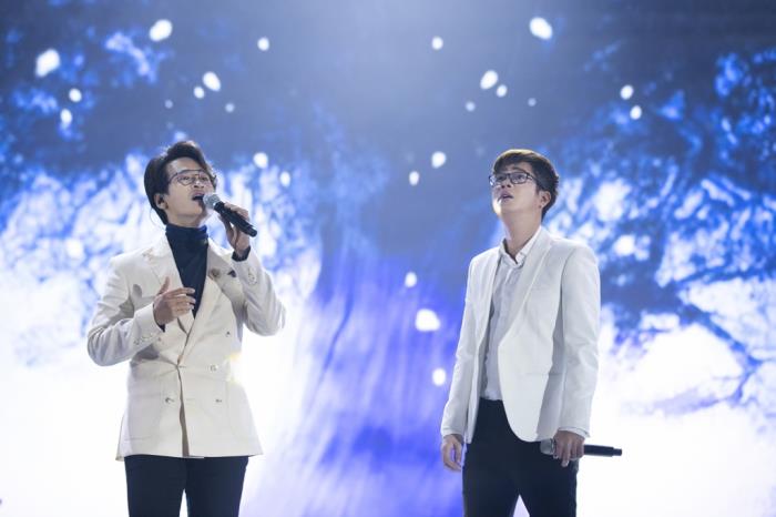 nghet tho voi phan trinh dien an tuong cua ha anh tuan bui anh tuan tai dai nhac hoi son ii em mo