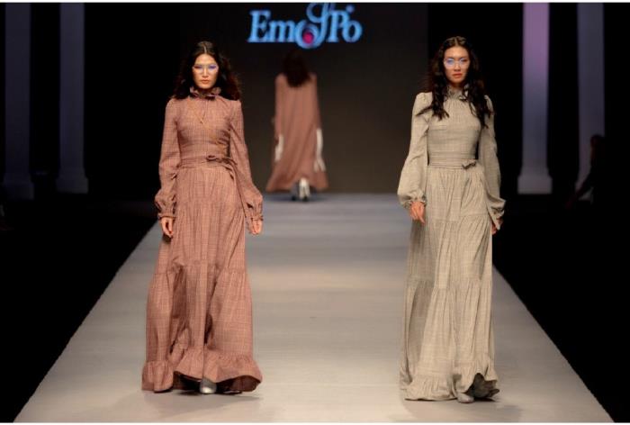 ngoc anh lien tuc giu vi tri quan trong tai tuan le thoi trang quoc te 2018