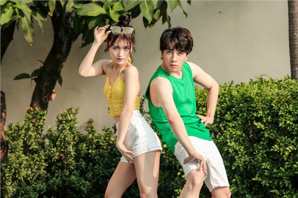 ‘Người yêu tin đồn’ của Tùng Maru (Uni5) tình tứ bên Nicky (Monstar) 7