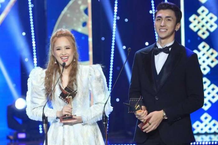 Phương Hằng mất ngủ vì hạnh phúc được vinh danh giải Cánh diều vàng 2018 phuong hang mat ngu vi hanh phuc duoc vinh danh giai canh dieu vang 2018