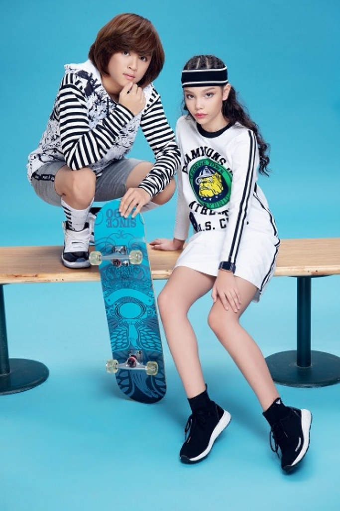 quan quan vietnam idol kids thien khoi nang dong ca tinh trong bo anh moi