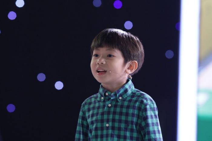 'Thần đồng Bolero' Bùi Quốc Huy xuất sắc chinh phục Ban bình luận trong đêm Gala 'Biệt tài tí hon' mùa 2 than dong bolero bui quoc huy xuat sac chinh phuc ban binh luan trong dem gala biet tai ti hon mua 2