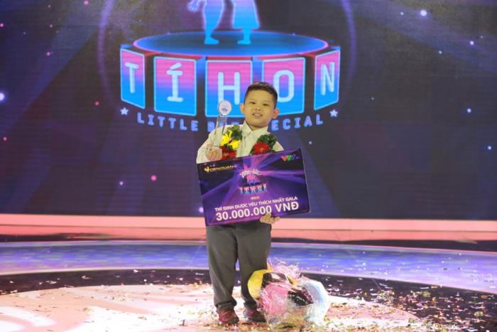 'Thần đồng Bolero' Bùi Quốc Huy xuất sắc chinh phục Ban bình luận trong đêm Gala 'Biệt tài tí hon' mùa 2 than dong bolero bui quoc huy xuat sac chinh phuc ban binh luan trong dem gala biet tai ti hon mua 2