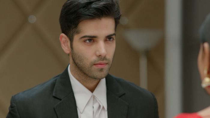 sự xuất hiện của Rura trong Tình người kiếp rắn (3)